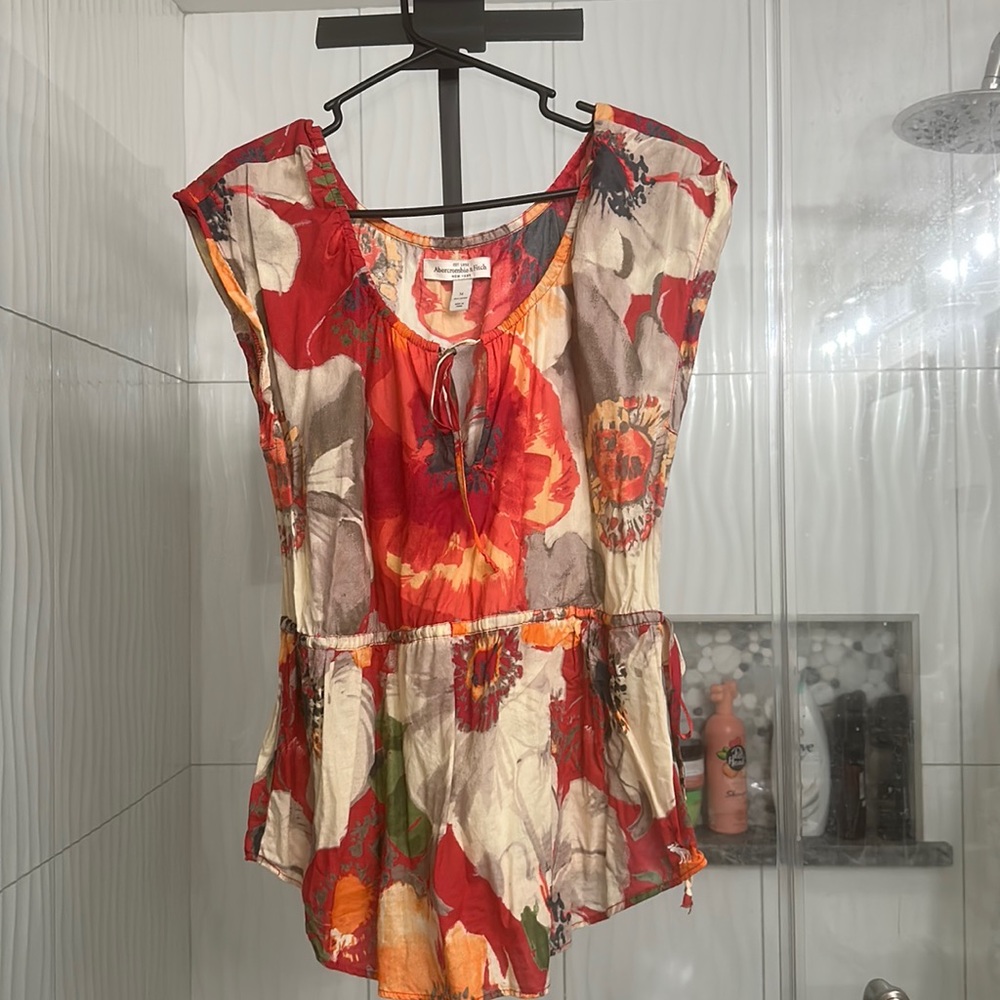 Abercrombie and finch  floral top.